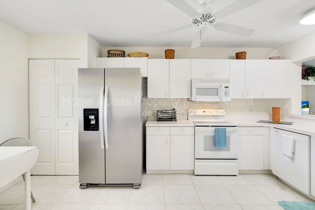 Building Photo - 249 Gabriel Cir