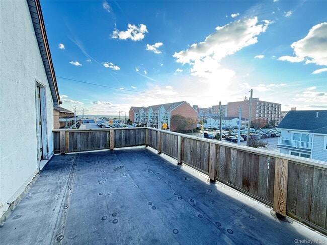 Foto del edificio - 801 E Broadway