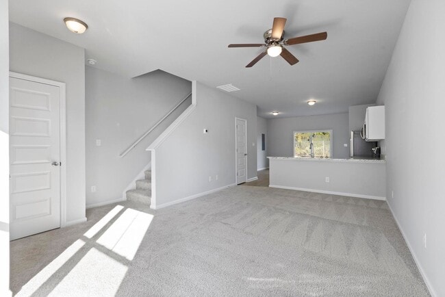 Foto del edificio - Townhouse For Rent in Holly Ridge