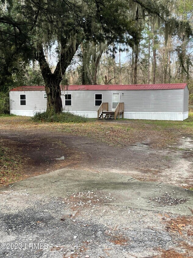 Primary Photo - 129 Bonaire Cir N