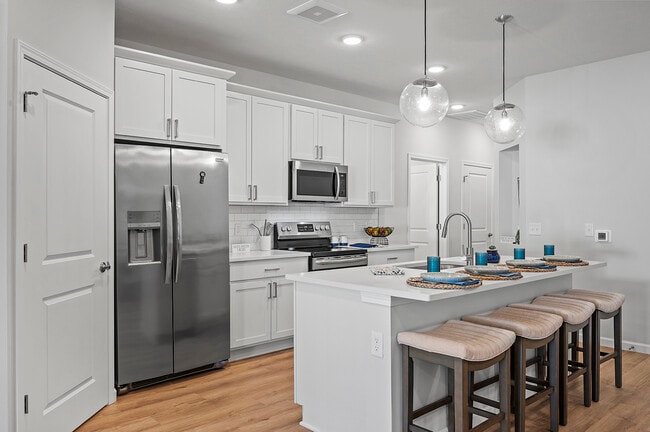 Building Photo - The Villas at Wyles Farm