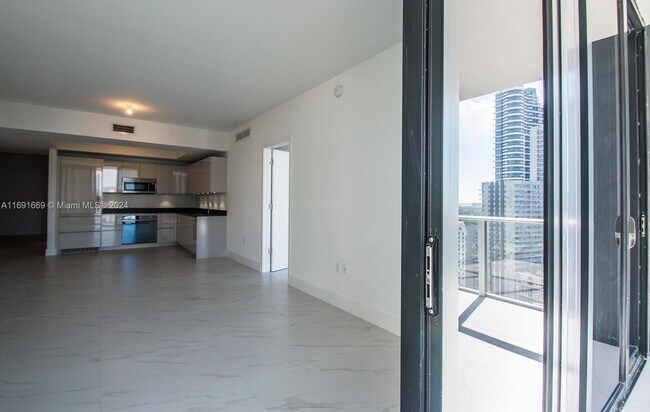 Foto del edificio - 1010 Brickell Ave