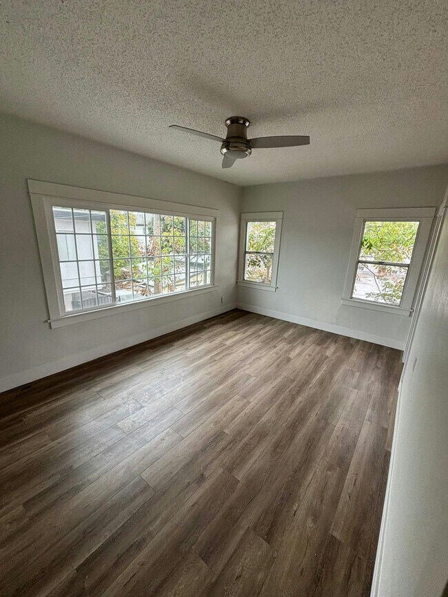 Building Photo - 1117 Nylic Ct