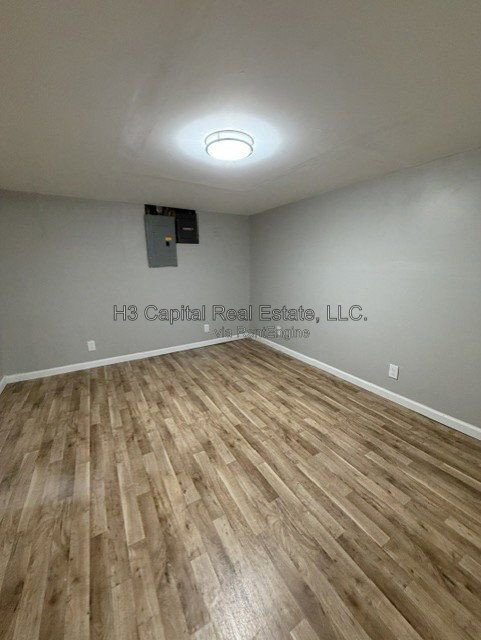 Foto del edificio - 5129 Rapp Rd