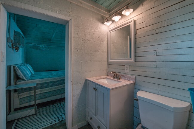 Foto del edificio - 1509 Miller Ave