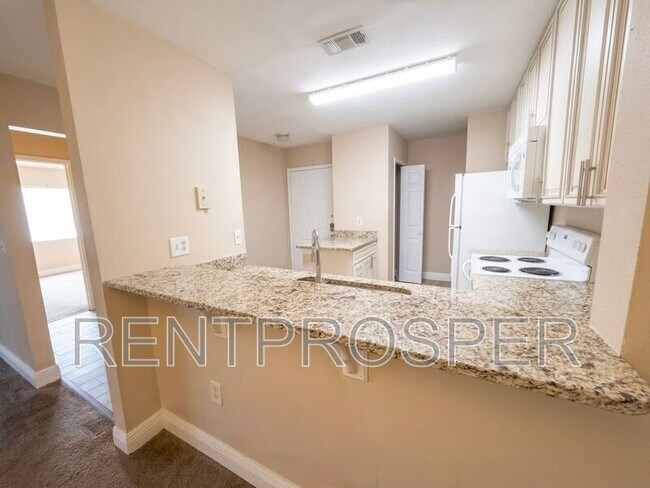 Building Photo - 5232 Via Hacienda Cir