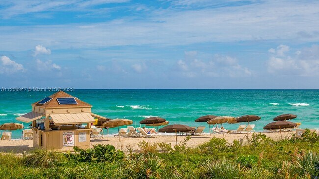 Foto del edificio - 6801 Collins Ave