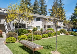 Building Photo - 701 Mission Dr