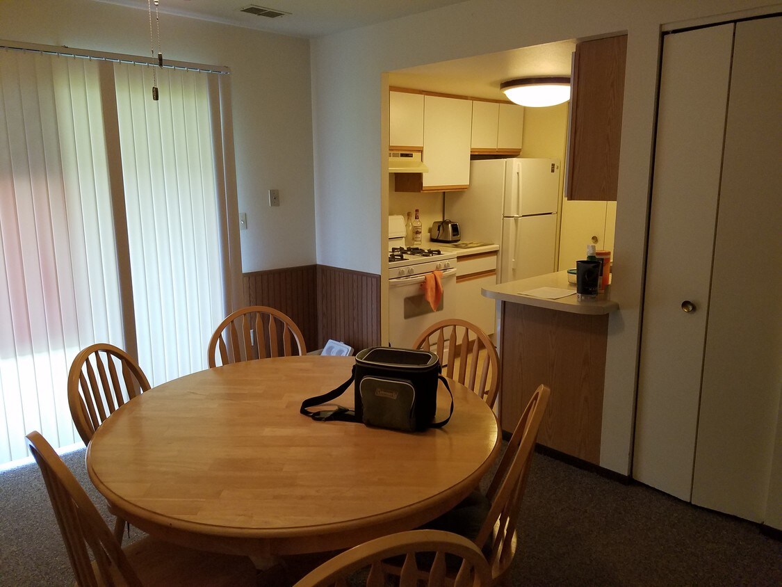 Foto principal - 3146 35th St S