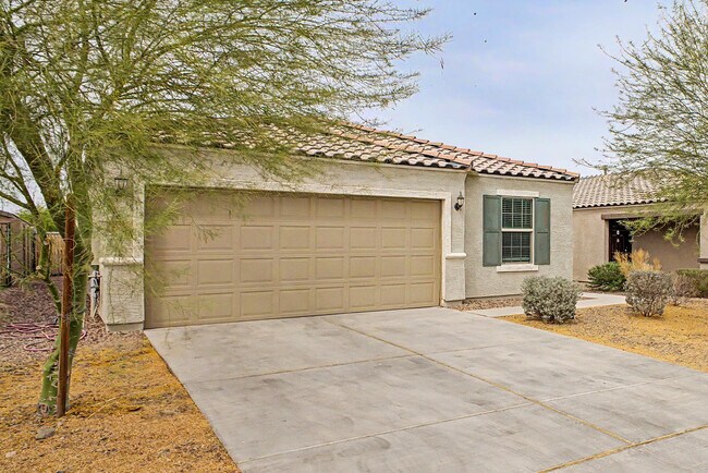 Foto del edificio - 12586 W Myrtle Ave