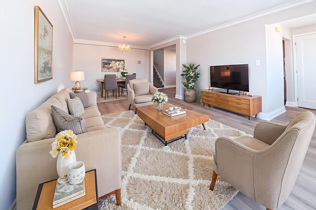 Building Photo - 34 Rita Dr