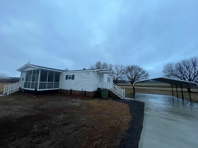 Foto del edificio - 1183 Bullhead Rd