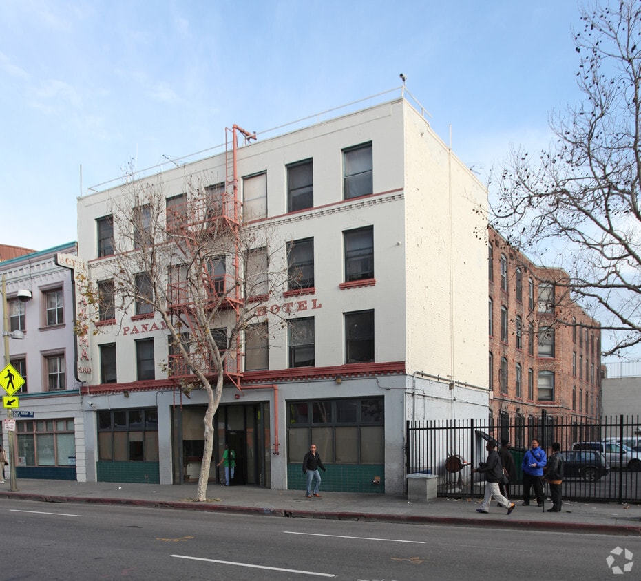 Primary Photo - 403 E 5th St