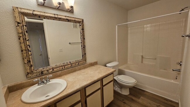 Building Photo - Arbors 2 Bedroom/2 Bath Condo New Flooring...