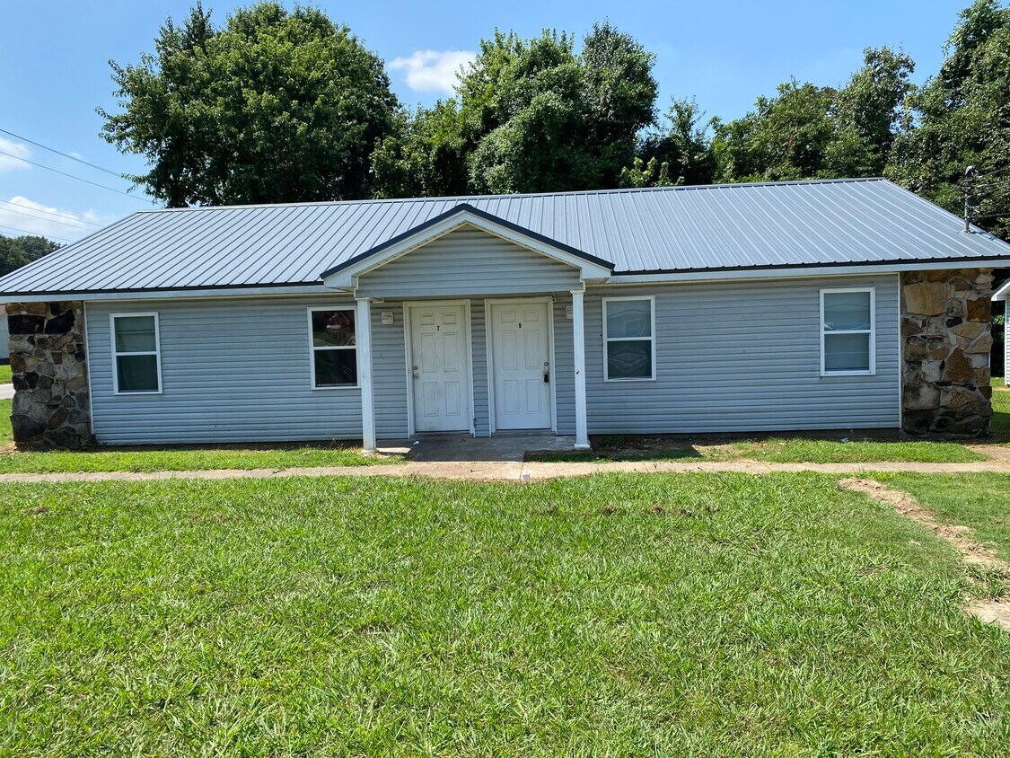 9 Lennon Cove, Jackson, TN 38305 House Rental in Jackson, TN