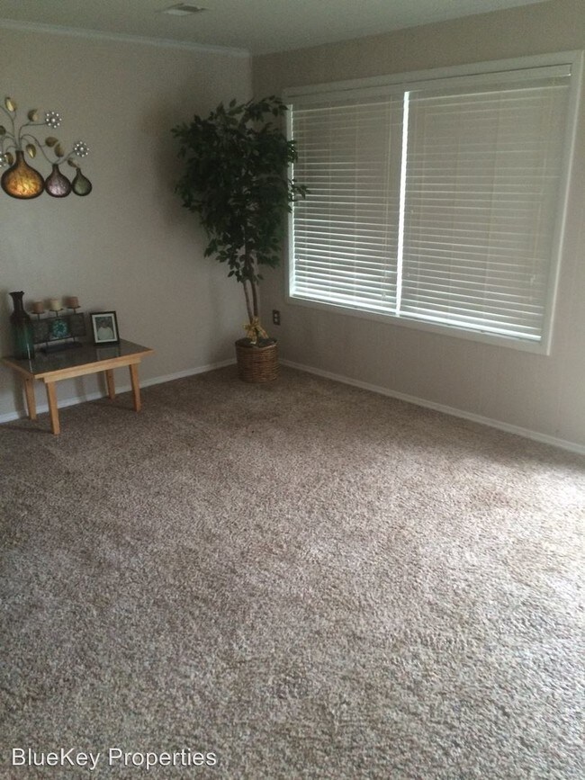Building Photo - 3 br, 1 bath House - 2567 CR 209
