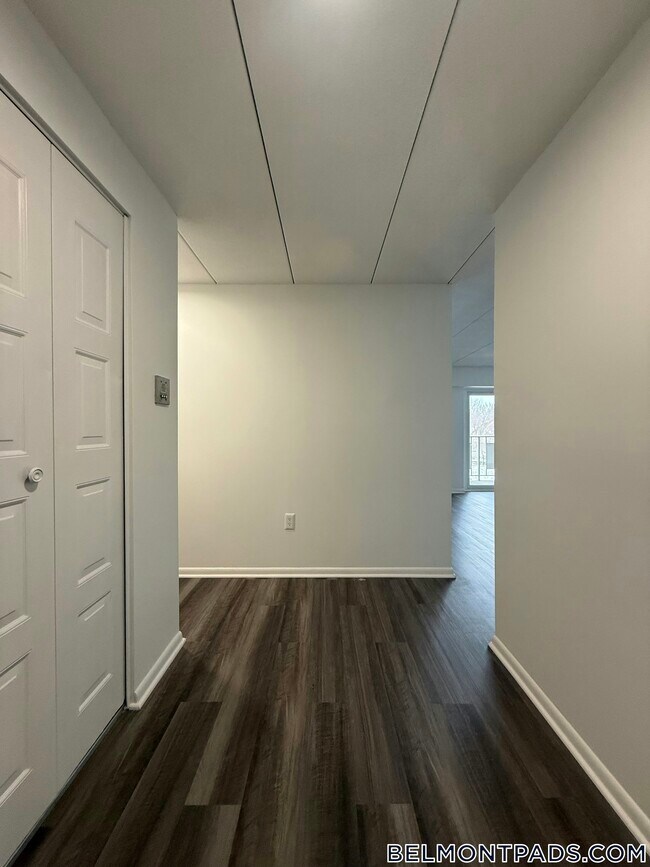 Foto del edificio - 55 Hill Rd