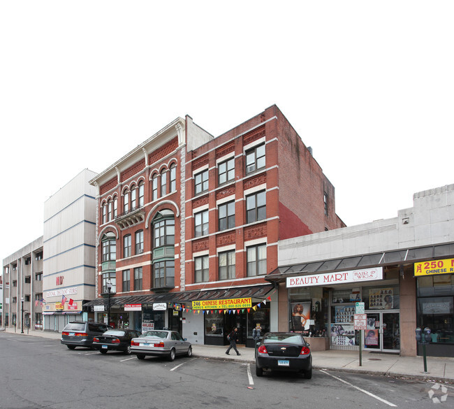 Building Photo - Downtown Condominiums