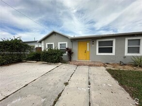 Building Photo - 2811 NW 88th St
