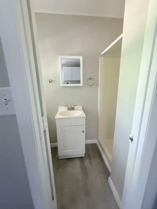 Photo - 110 Brown St Apartment