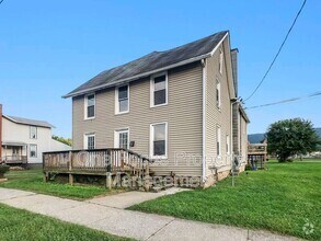 Building Photo - 300 W Clinton St