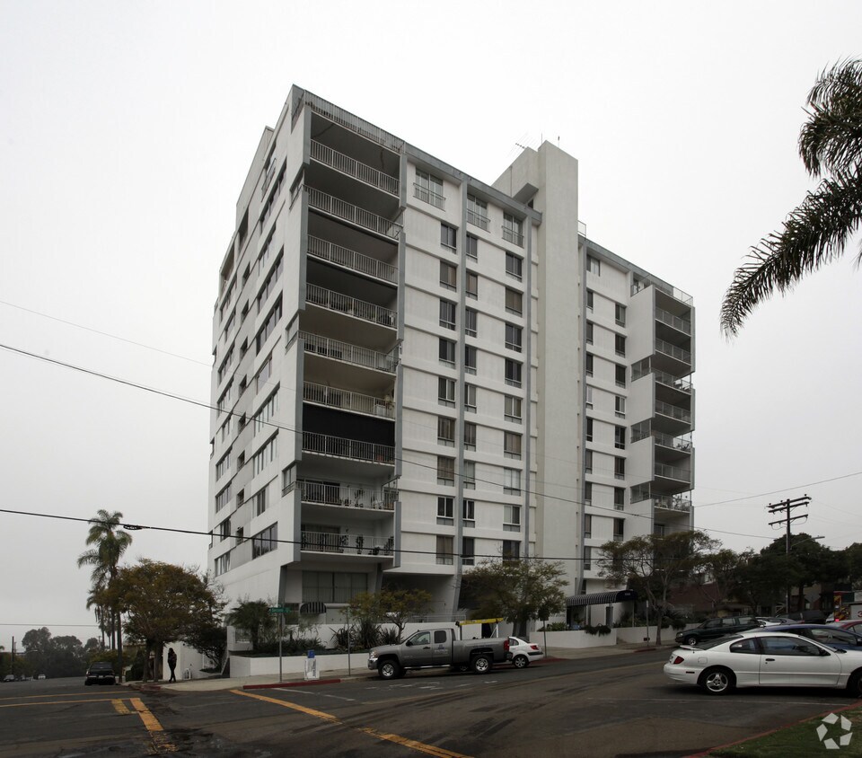 Foto principal - Park Central Towers