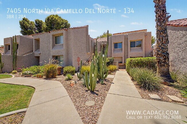 Foto del edificio - 7405 N Vía Camello Del Norte