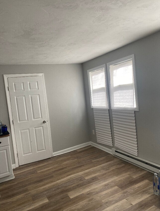 21 Aspen St Unit 2, Ware, MA 01082 Apartments in Ware, MA