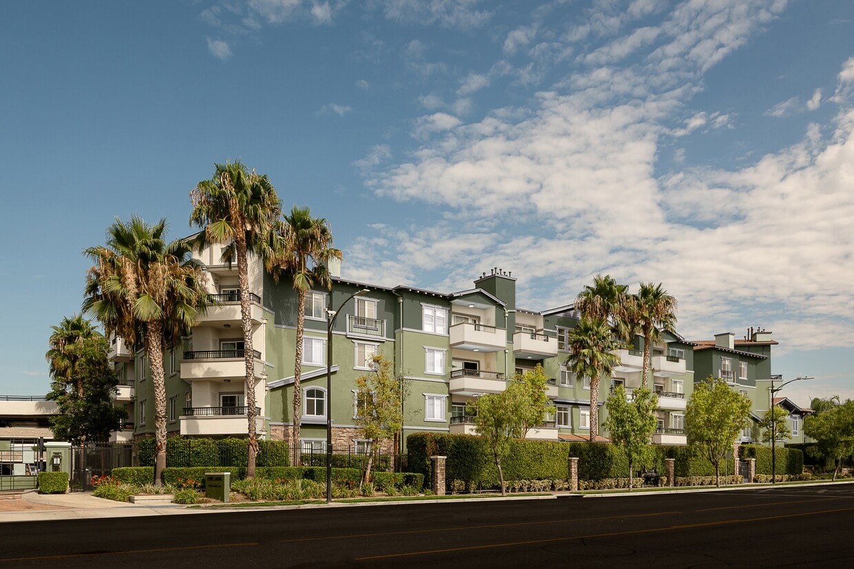 Foto principal - Atrio Burbank Apartments