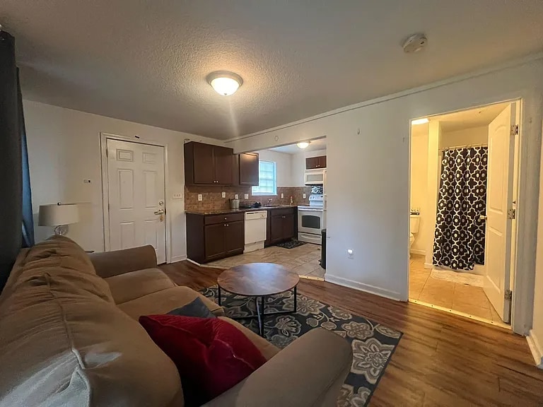 Photo - 702 Mitchell Dr (Myrtle Beach, SC)