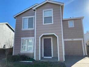 Building Photo - 4920 E 100th Dr