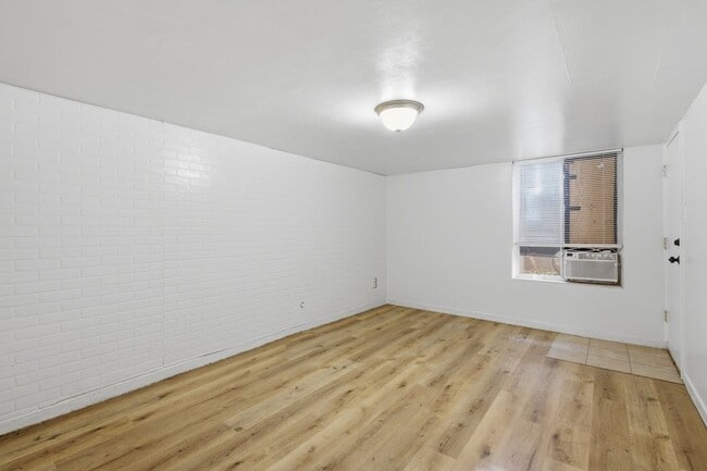 Building Photo - Peaceful Studio Apartment Near the Utah Capitol & Downtown Salt Lake City