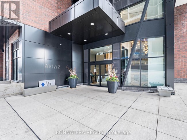 Photo du bâtiment - 4130-4130 Parkside Village Dr