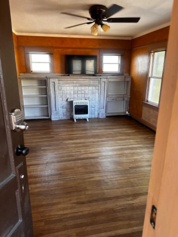 Primary Photo - 1021 Chestnut Ave