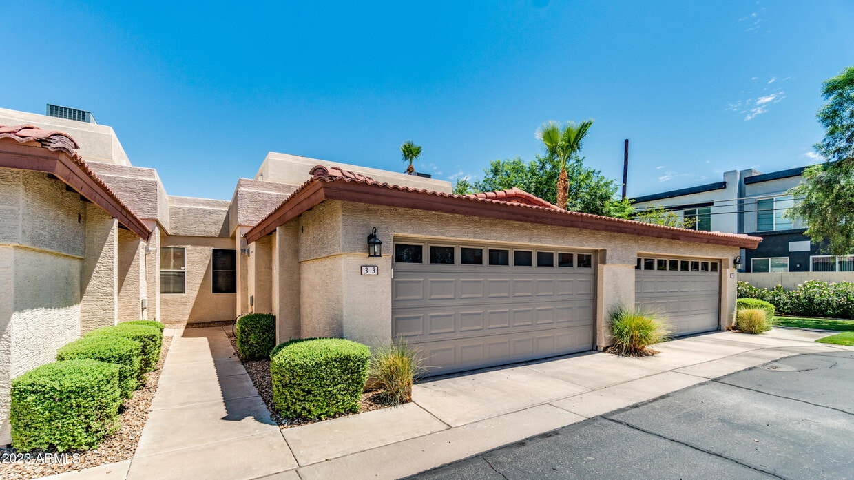 3221 N 37th St, Phoenix, AZ 85018 Townhome Rentals in Phoenix AZ