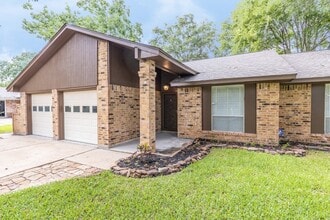 Building Photo - 2623 Longleaf Pines Ln