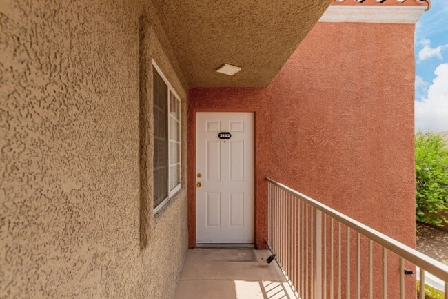 Building Photo - NEW APPLIANCES!  EXCELLENT CONDO IN GATED COMMUNITY LOCATED NORTHEAST OF LAS VEGAS*HCVP CONSIDERED!!