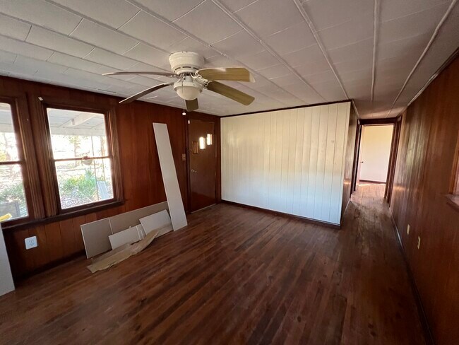 Building Photo - 2430 US Highway 301 N