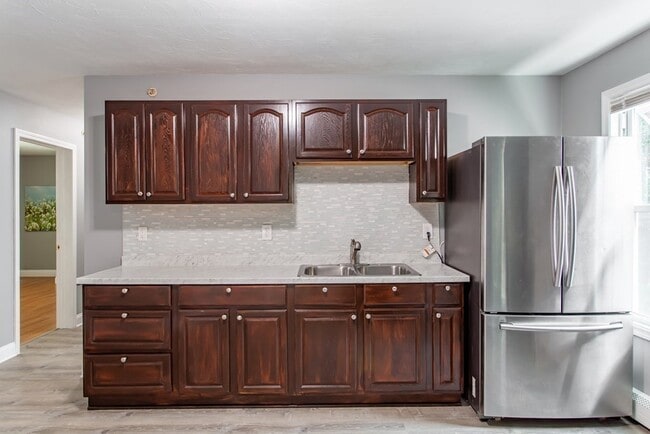 Building Photo - 14 Benefit Terrace