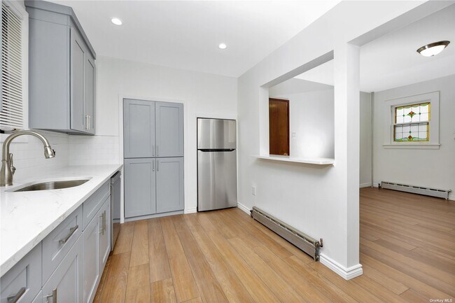 Foto del edificio - 151-06 85th Ave