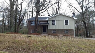 Building Photo - 5500 Crestview Dr