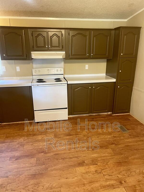 Building Photo - 2201 Beaverdam Rd