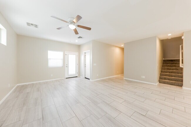 Foto del edificio - 1726 W Minton St