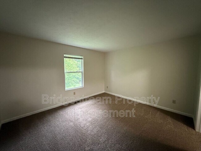 Foto del edificio - 4500 Elliot Ave