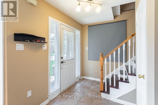 Building Photo - 5047 Kempling Ln