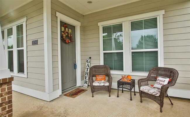 Building Photo - 18314 Central Creek Dr