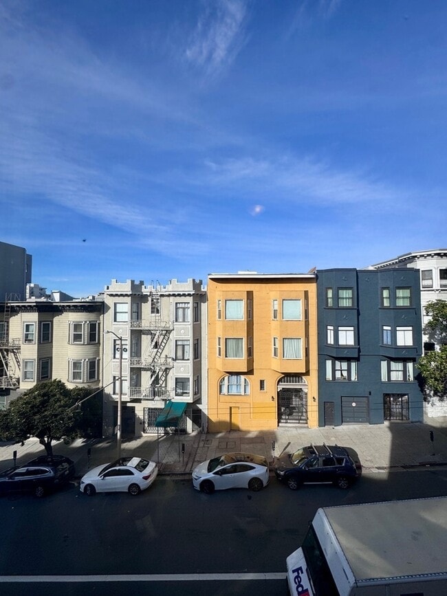 Building Photo - 1655 Sacramento St