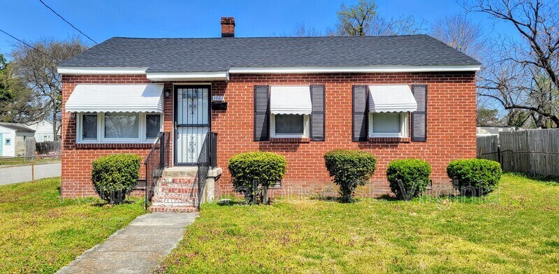 Primary Photo - 1022 Quash St
