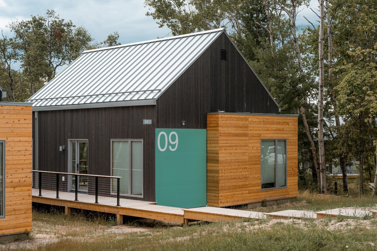 Unit 9 at KOTI Vacation Rentals - 5831 Oslo St