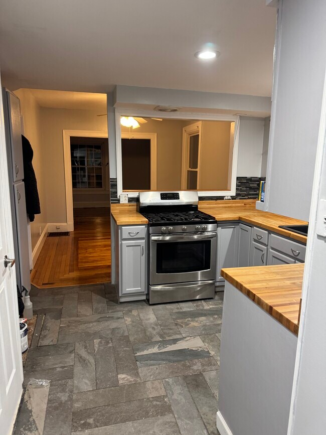 Foto del edificio - 1122 Pawtucket Ave